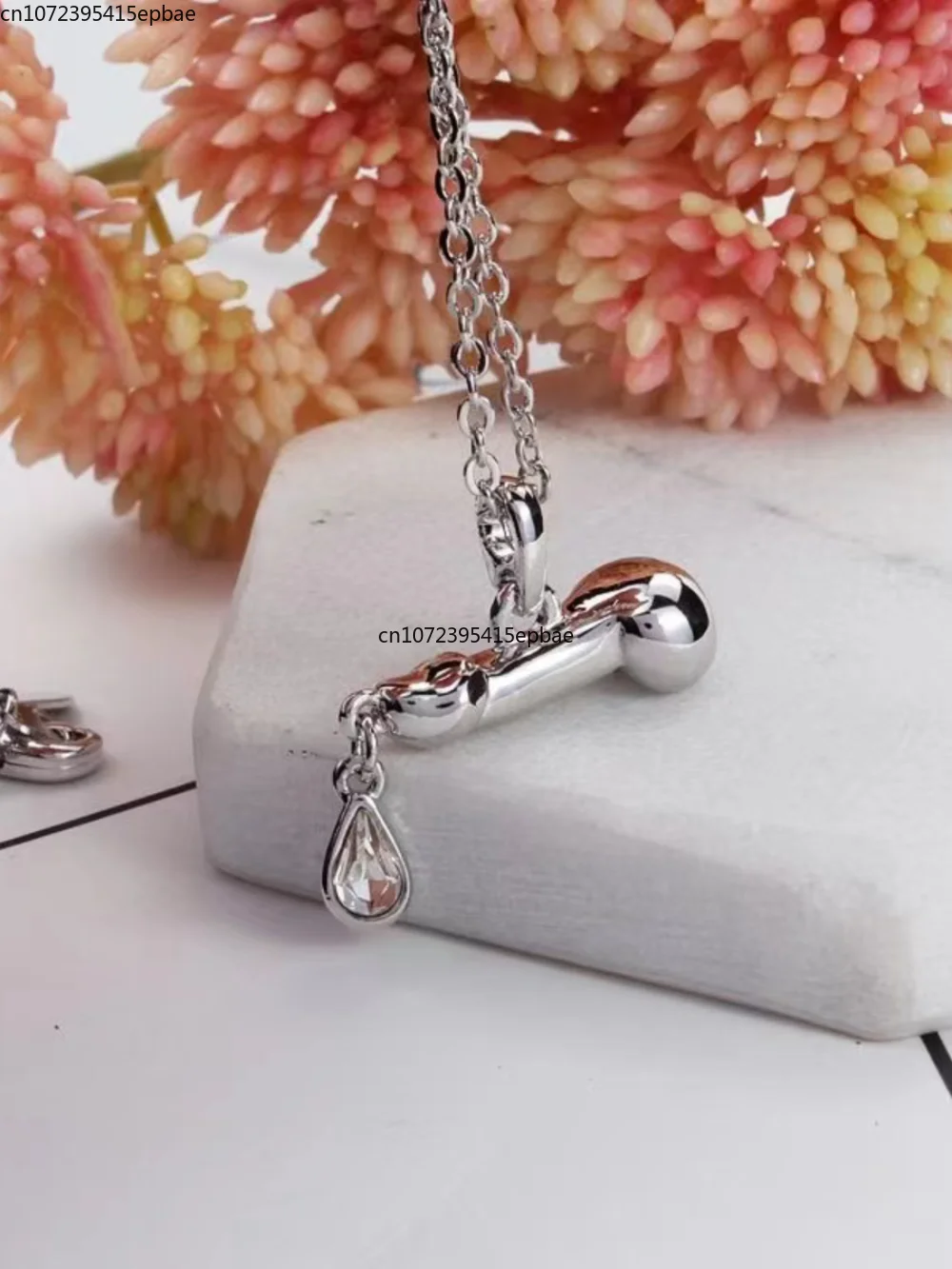 Classic snake head necklace bracelet trend women's exaggerated personality open collarbone chain pendant gorgeous neck jewelry