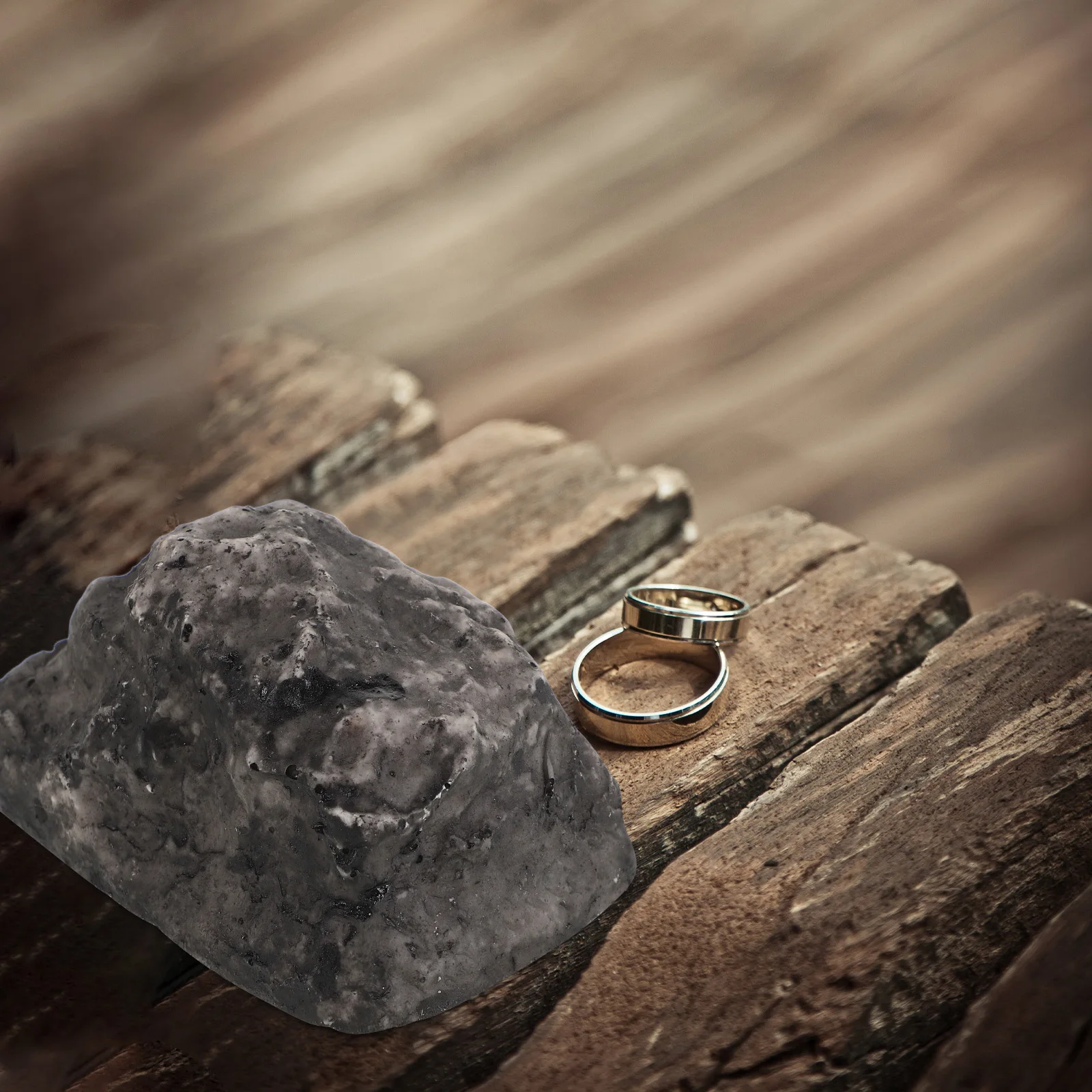 

Resin Key Box Stone-Type Hidden Outdoor Storage Case For Garden Yard Waterproof Safety Lock Holder Artificial Rock Key Hider