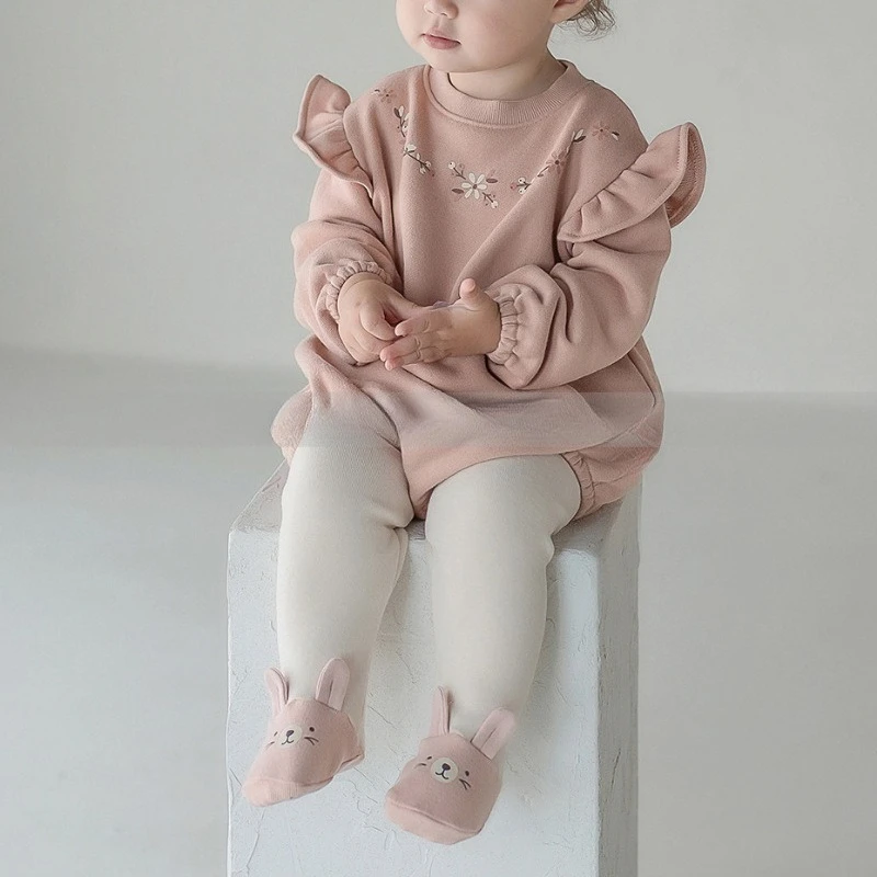 

Baby Girls Floral Romper Korean Fashion Princess Crawl Suit Flutter Sleeves Cotton Soft Comfy Infant Bodysuit