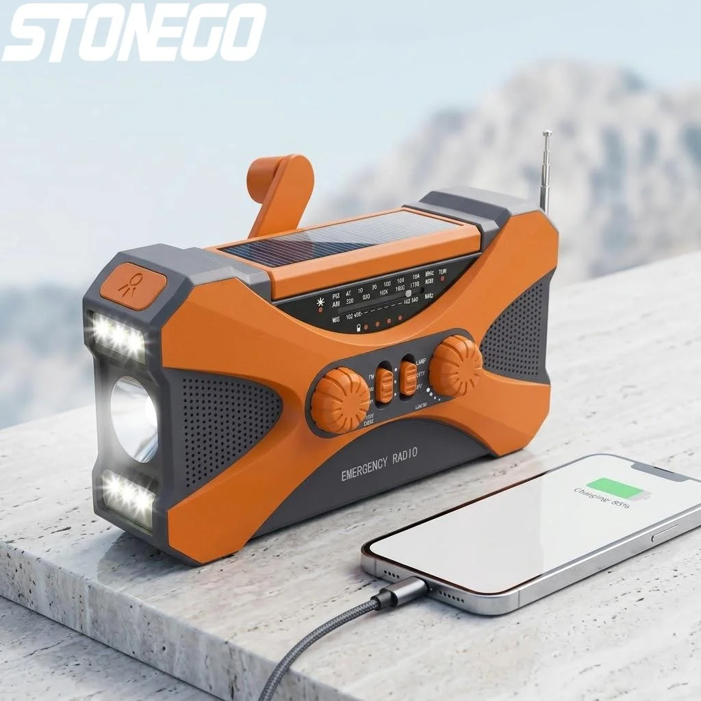 

Портативное солнечное радио с ручным динамо-генератором, AM/FM/NOAA, двойными динамиками, повербанком 10000 мАч, LED-фонариком и сигнализацией SOS