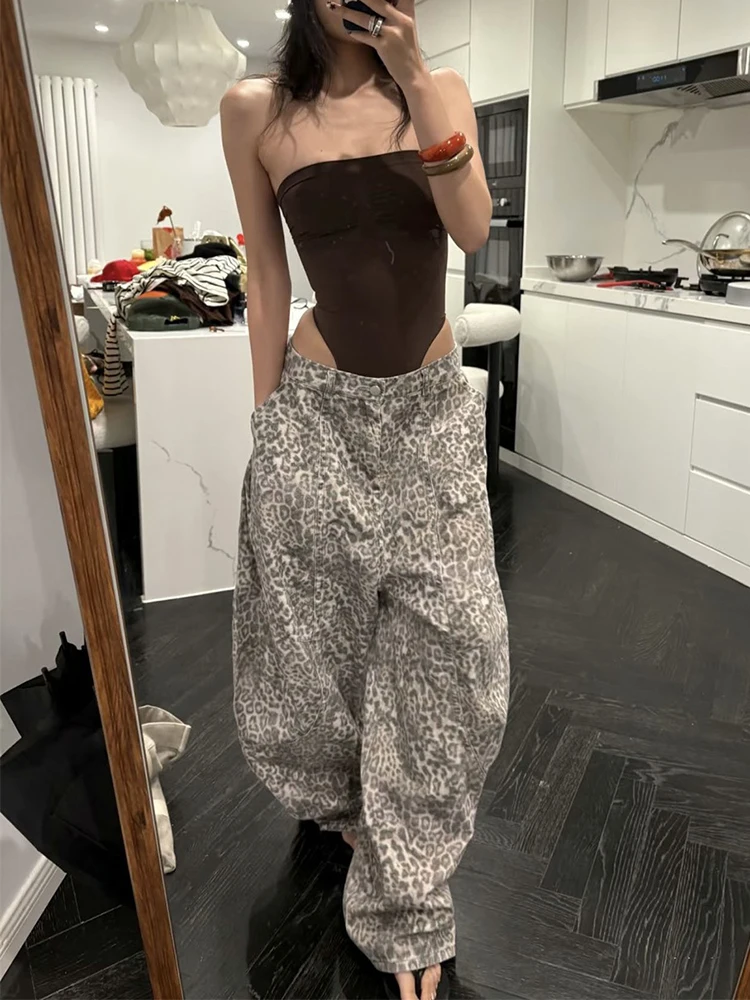 

Versatile Wide-Leg Distressed Leopard Print Jeans Relaxed Fit Curved-Leg Denim Pants for Women Fall 2025 New Arrival