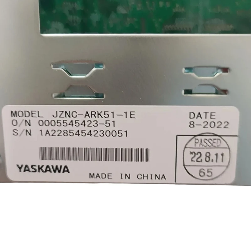 

Новый модуль процессорного блока контроллера YRC1000 для робота Yaskawa JZNC-ARK51-1E