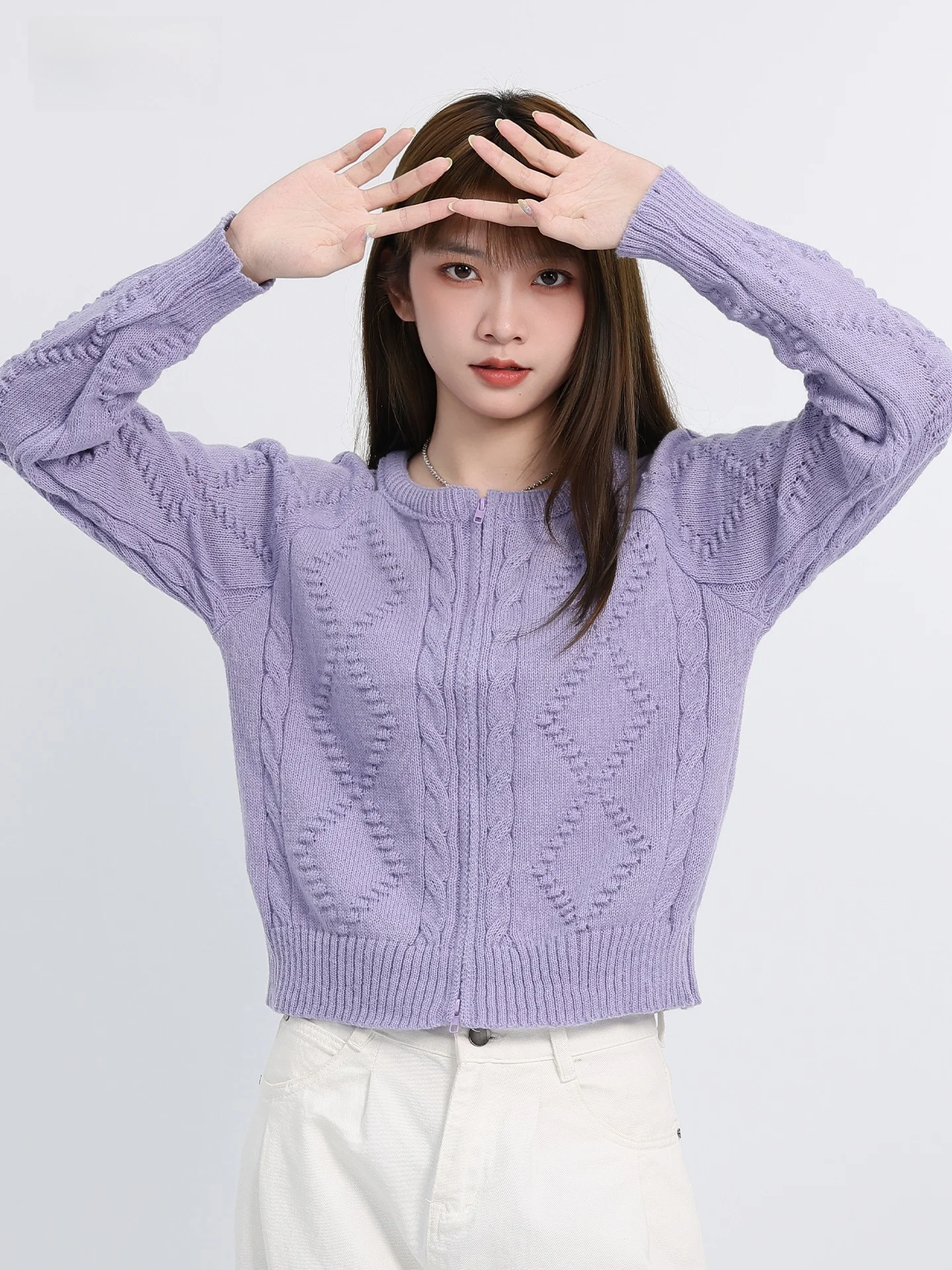 เสื้อคาร์ดิแกนไหมพรมถักแบบยาวสำหรับผู้หญิง ทรงหลวม ซิปหน้า ดีไซน์เก๋ ช่วยพรางหุ่น  แฟชั่นฤดูใบไม้ร่วงและฤดูหนาว สไตล์ลำลอง คอกลม