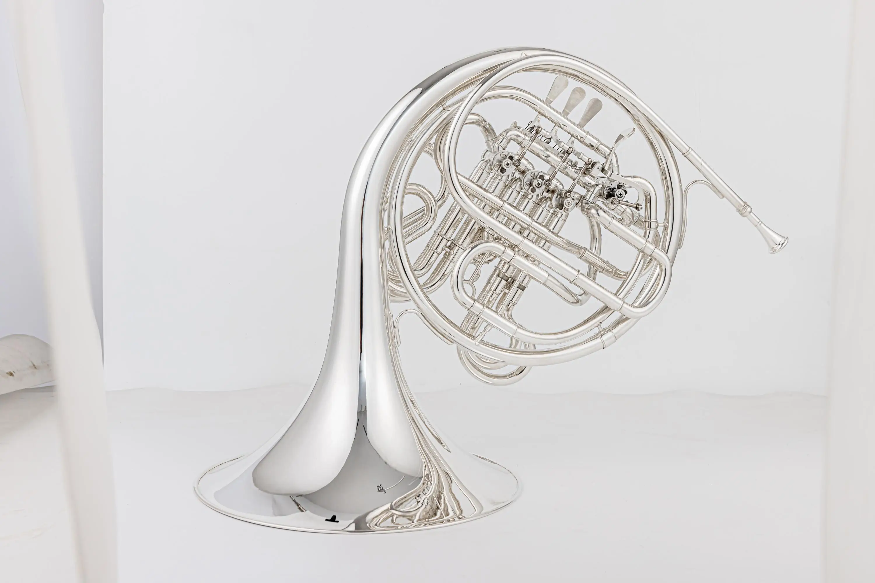 New Arrival French Horn B/F Tune Sliver Plated Double Row Four Key Whole Horn Brass Instrument With Case Free Shipping