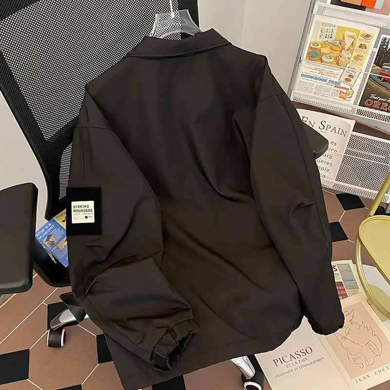 

Loose Fit Men's Workwear Jaet American Retro Casual Hong Kong Sle Durable Color Satin Fabric Long Sve Youth Faion