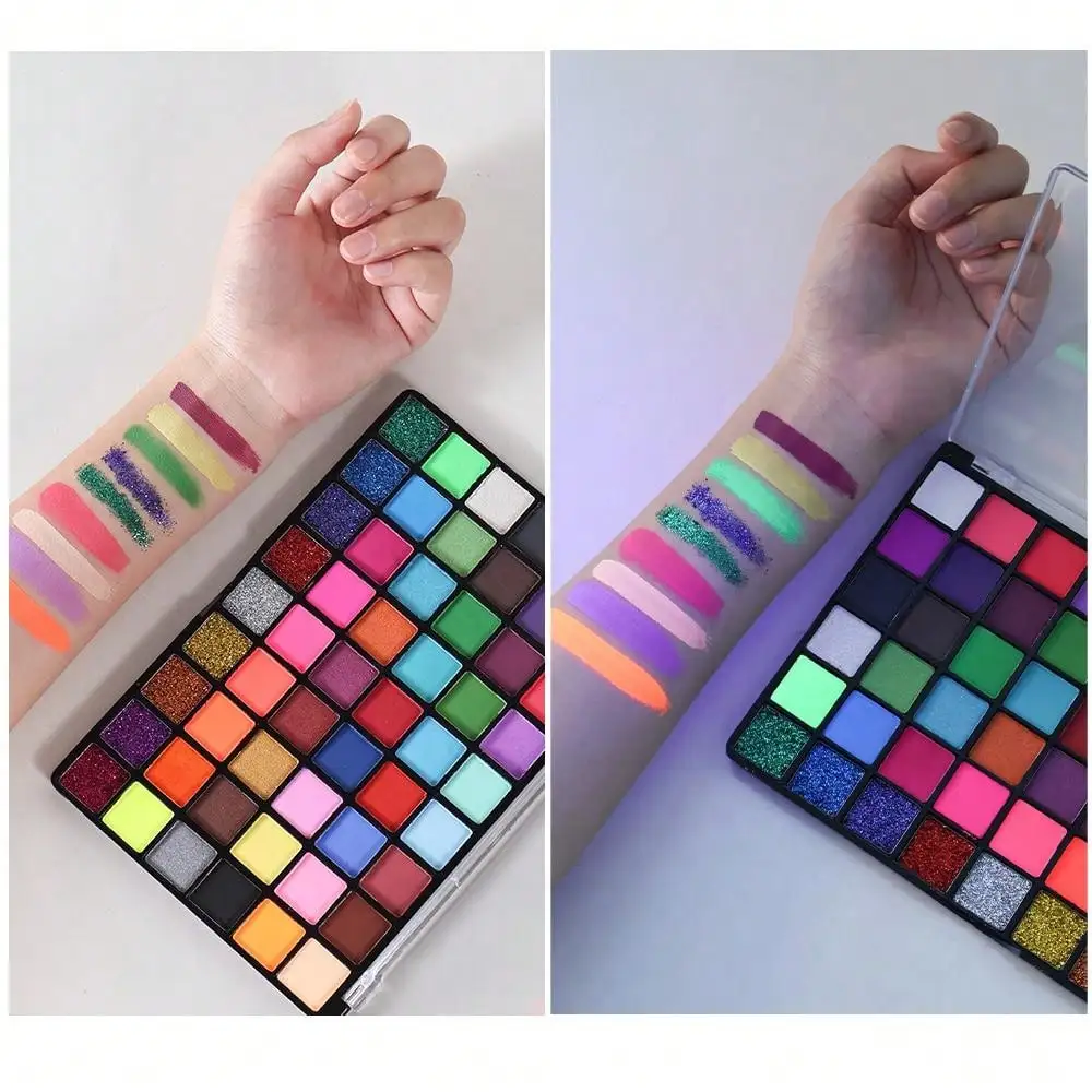 علبة واحدة مكونة من 54 لونًا من مجموعة أدوات رسم الوجه، ولوحة تحديد العيون المائية، والمكياج الرئيسي، وبودرة طلاء الوجه الاحترافية.