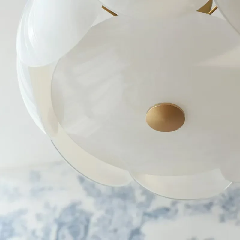 American Style Medieval Cream White Shell Glass Pendant Light Nordic Minimalist Modern for Living Room Bedroom Room Decoration