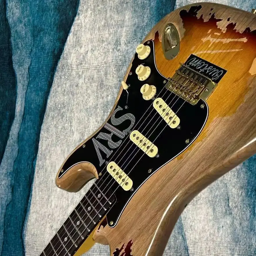 Electric Guitars Rosewood Fretboard 21 Frets Alder Body Golden Hardware