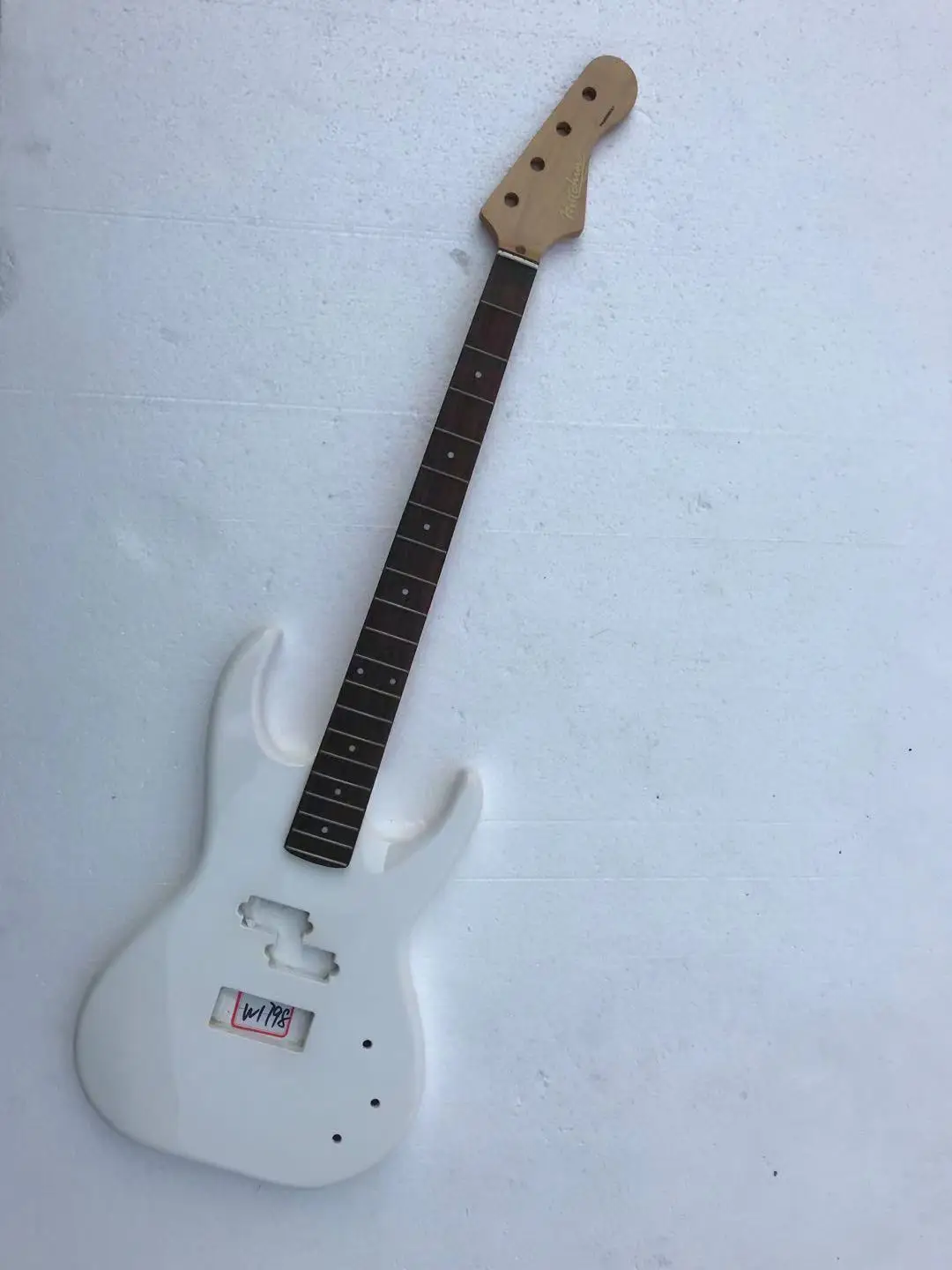 DIY Custom 4 Strings Electric Bass Guitar Guitarra without Hardwares in Stock Discount Free Shipping W1798