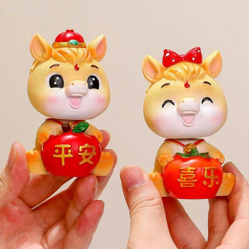 2026 لطيف سنة الحصان زخرفة الحصان العام التميمة دمية زودياك الحصان DIY بها بنفسك سطح المكتب الديكور سيارة زخرفة السنة الجديدة هدية