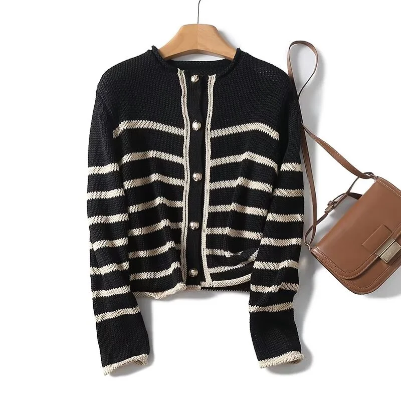 2024 new style French style contrast striped gold button round neck knitted cardigan women\'s sweater jacket