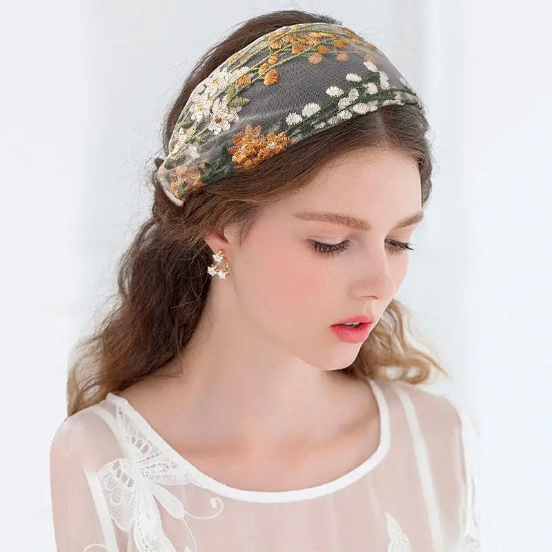 Besticktes Mesh-Stirnband mit exquisiter Blumenstickerei und weichem, atmungsaktivem Stoff, perfekt für Brautveranstaltungen und den täglichen Gebrauch. – Detail 1