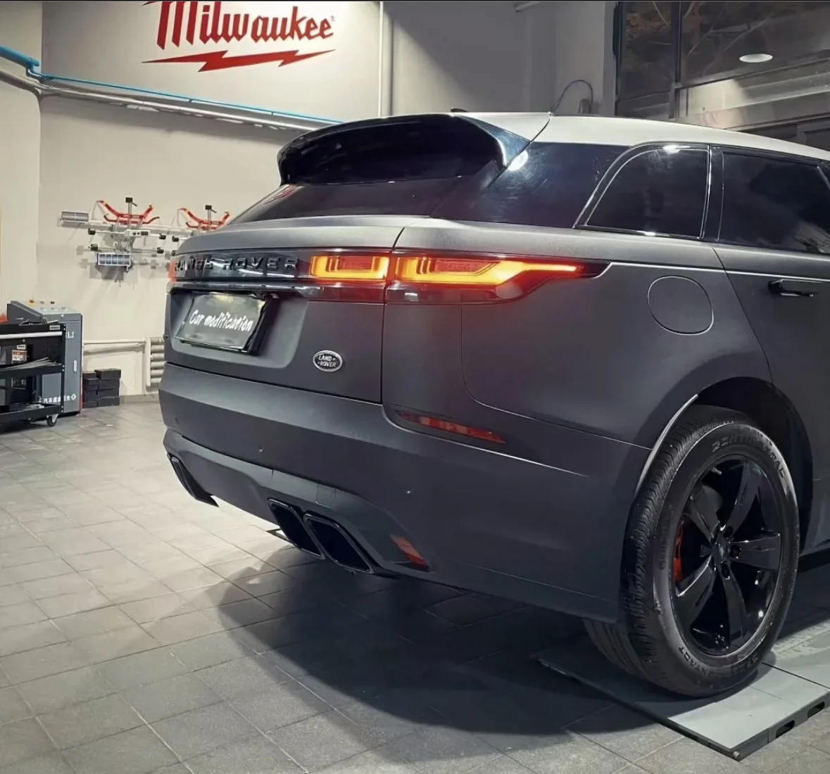 Per Range Rover 2017-2024 Velar Upgrade SVA Kit di circolazione carrozzeria paraurti anteriore e posteriore