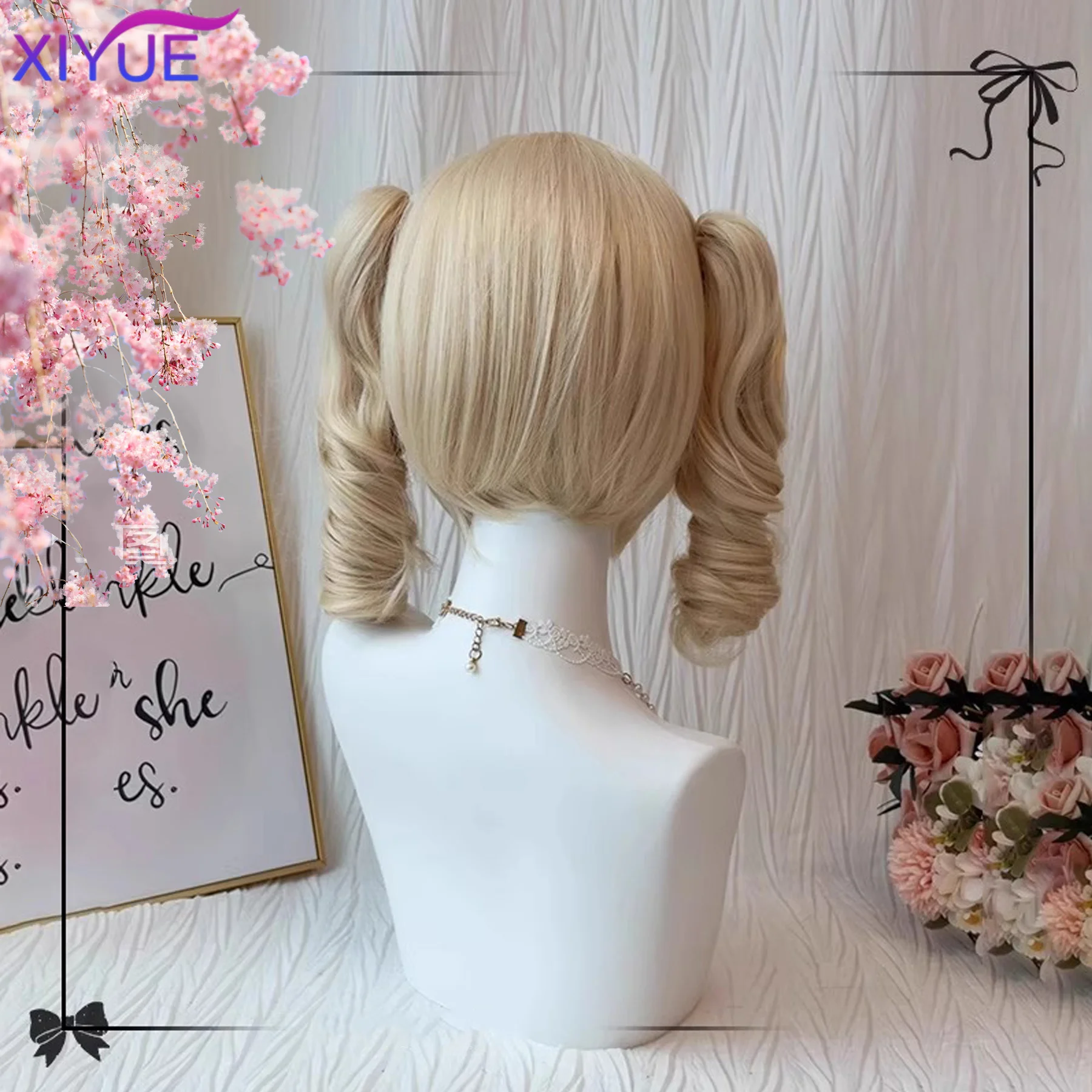 Lange lockige Zwillings-Pferdeschwänze, synthetische Perücke, Pony, Cosplay, Lolita, Party, schick, Mädchen, Prinzessin, blond, kurzes hitzebeständiges Haar von WTB HA