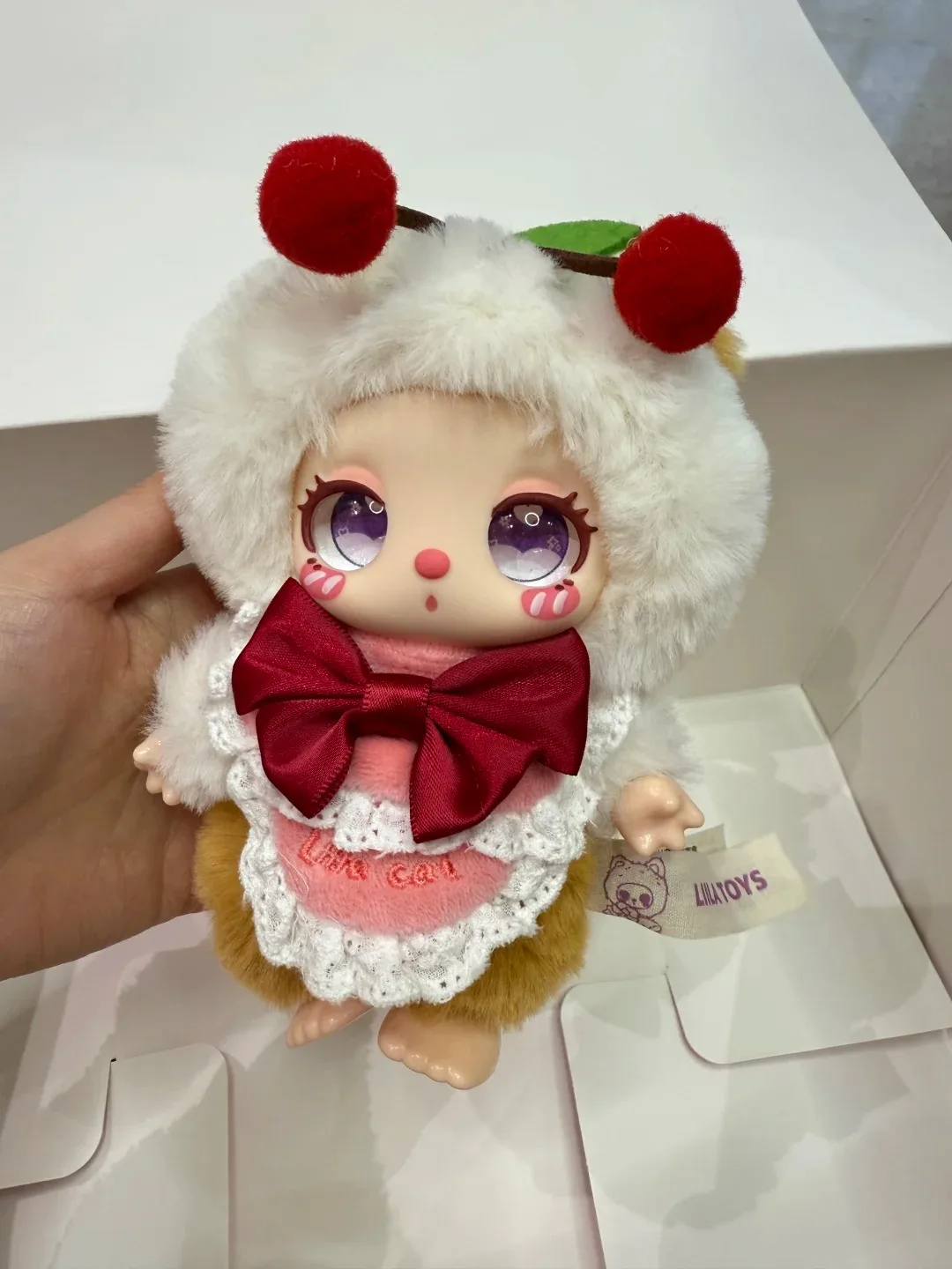 LIILA TOYS ぬいぐるみ 本体 黒赤シークレット リラ Liila's Rainbow Candy Bunny シークレット - メルカリ