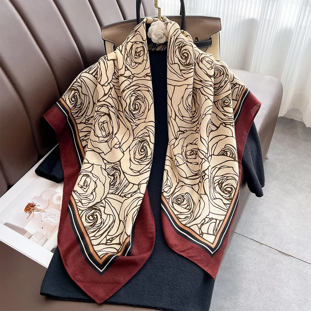 

90*90cm Floral Printed Square Scarf Women Imitation Silk Scarves Bandanas Luxury Beach Shawl Wraps Elegant Hijab Neckerchief