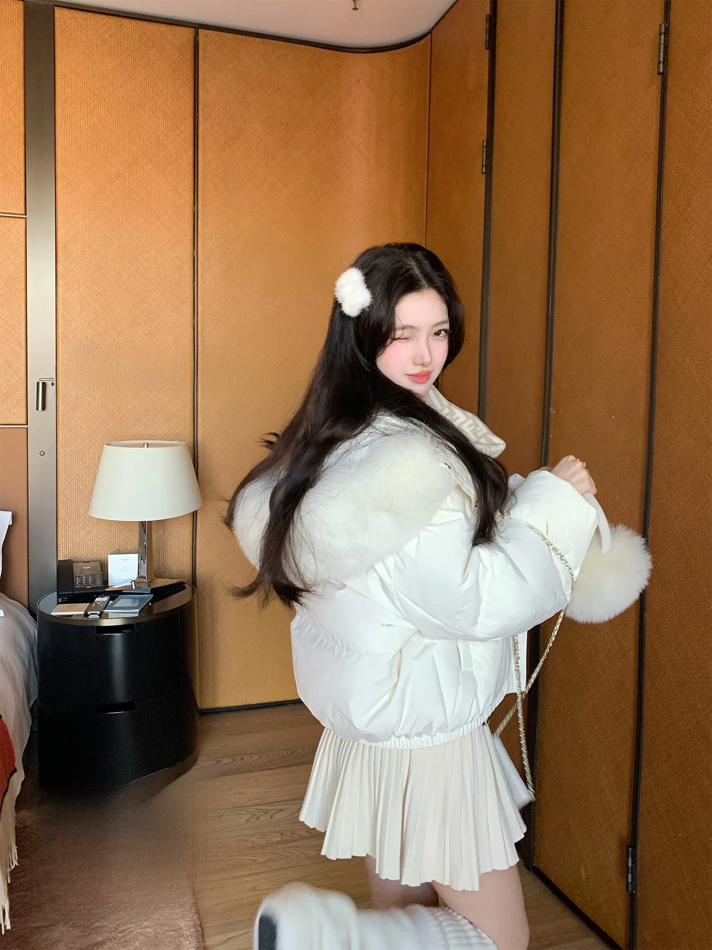 

ChuChu Cry ort Puffer Jaet Women's Winter Coat with Real Fur Collar 90 White Du down Hooded Korean Sle Commute...