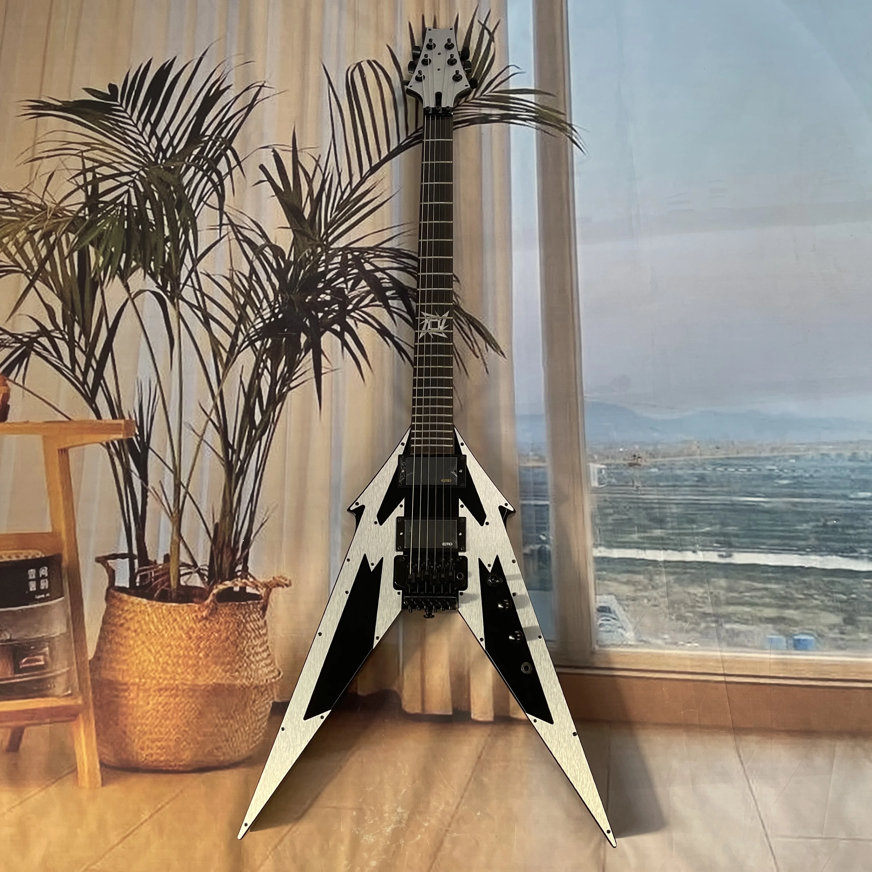 

6-string electric guitar, double pickup mahogany body guitars, fast playing/advanced electric guitarra