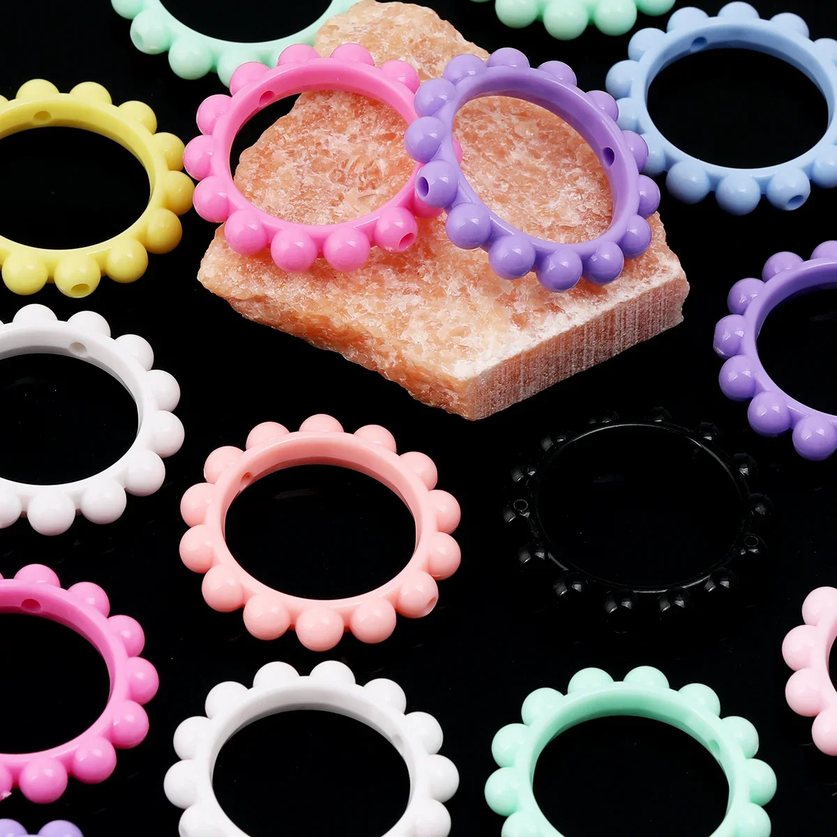 20/40pcs Random Color Beaded‑Edge Hollow‑Ring Acrylic Beads,42mm Macaron Open‑Circle Spacer Beads,for DIY Jewelry Making