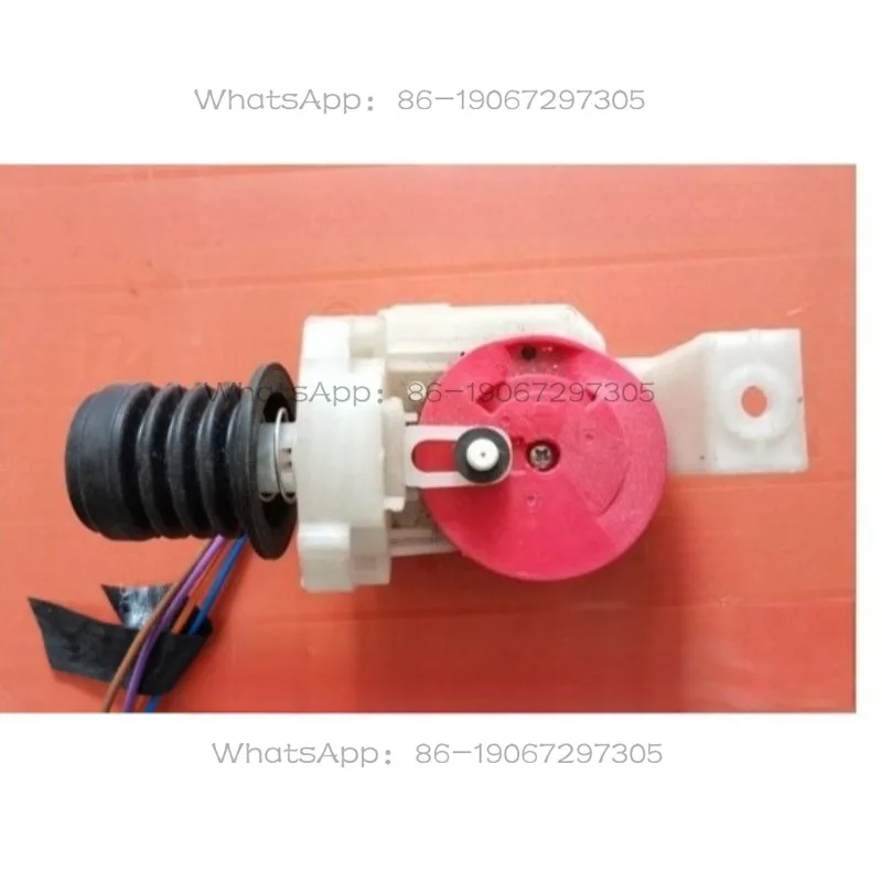 

Подходит для автоматической стиральной машины, сливной клапан, двигатель в сборе (4 провода), ретрактор DV-82 DM-24