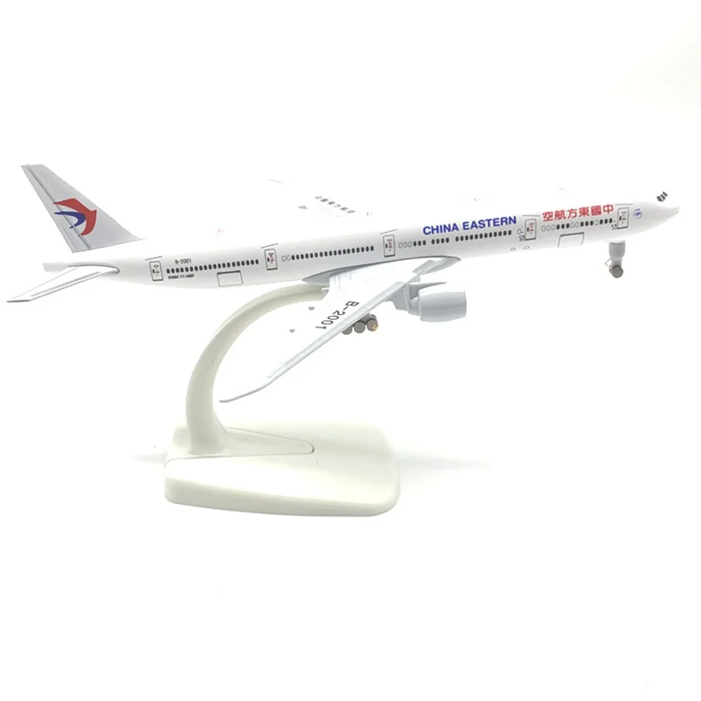 

20cm China Eastern Airlines Boeing 777 Alloy Plane B777 with wheels 1:400 Aircraft Model Replica Collectibles Home Decoration