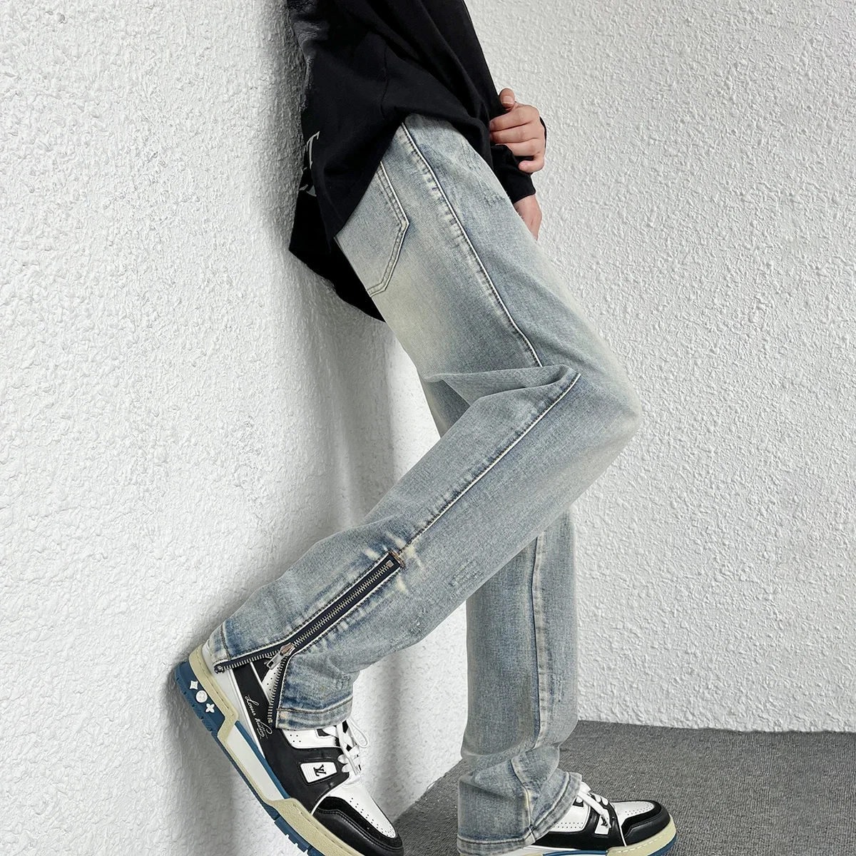 

2024 Spring Autumn Korean Men Fashionable Retro Street Jeans Zip Design on Trouser Legs Straight-leg Denim Pants Men's Clothing