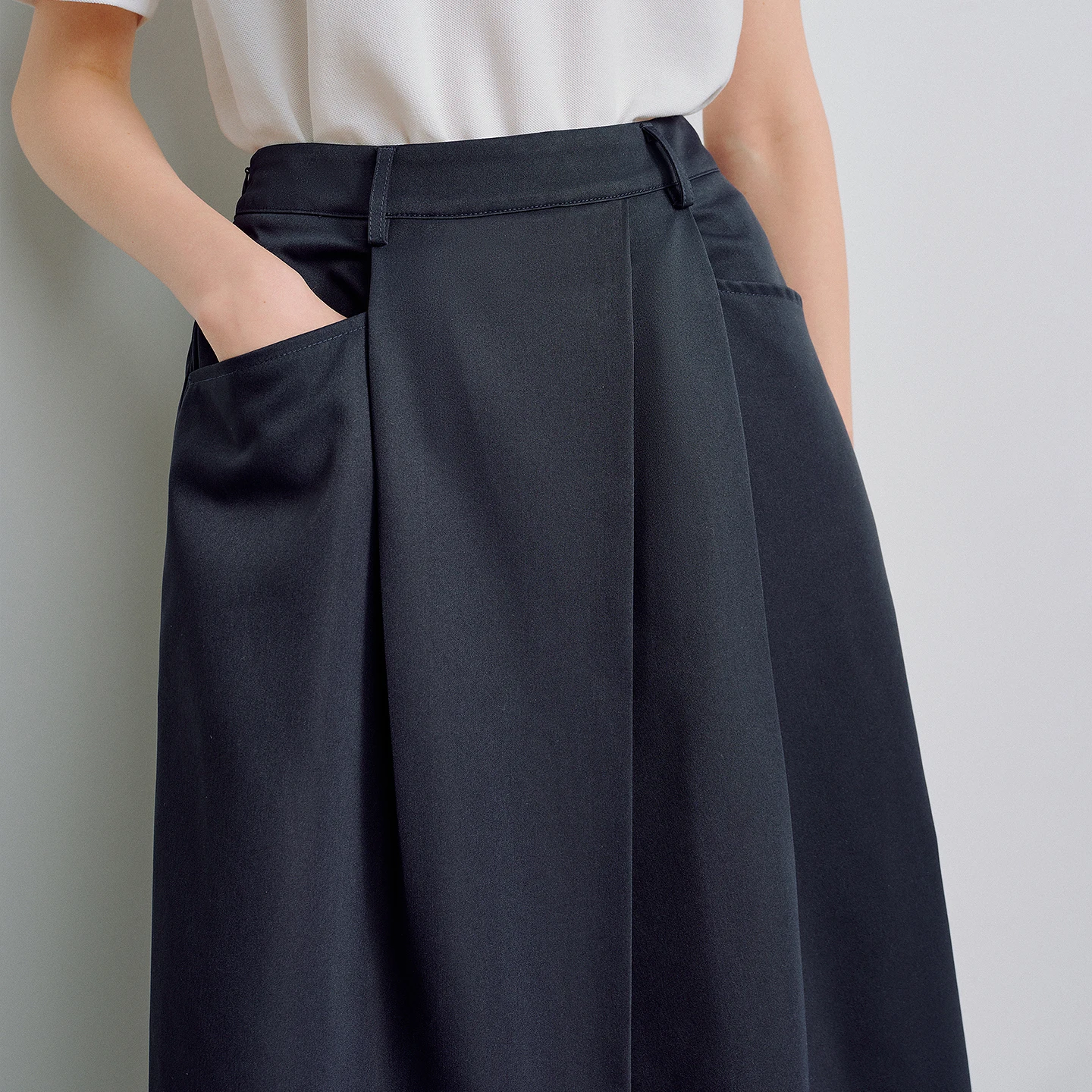 TOYOUTH Women Midi Skirts 2026 Spring New Wrinkle-Resistant Niche Design Elastic Waist Origami Cocoon-Shaped Mid-Length Skirts