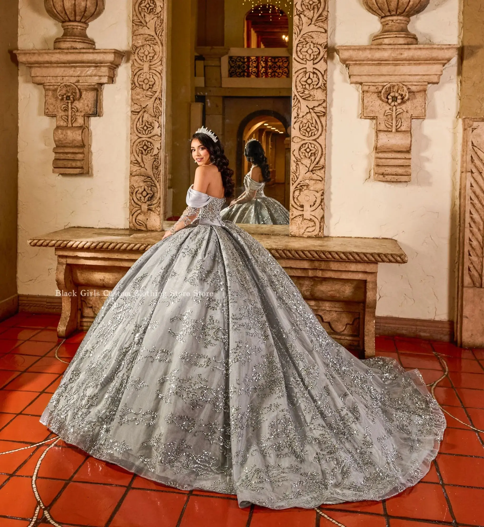 Glanzende Zilveren Baljurken Quinceañera 2024 Een Schouderkristal Kralen Appliqué Vestidos En Oferta Liquidación Envío Gratis