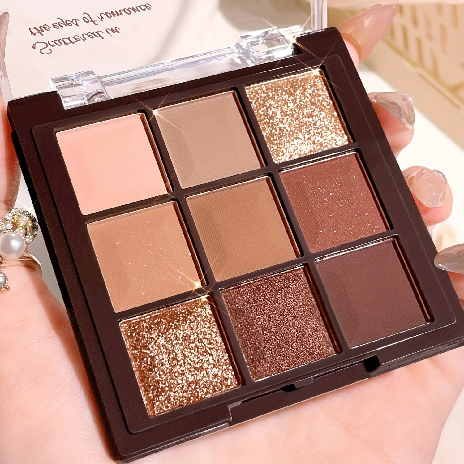 Mocha Chocolate 9 Color Eyeshadow Tray - brown, nude and gold, matte, natural and glittery finishes for a stunning look