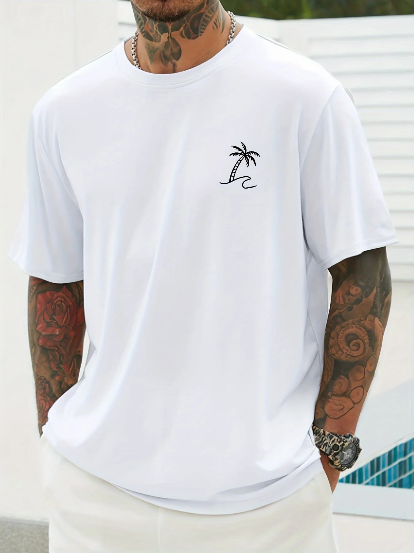 2026 New Men's Casual T-Shirt - 'Coconut Tree Palm Tree' Print on Soft and Comfortable Fabric, Short Sleeves, Round Neck T-Shirt