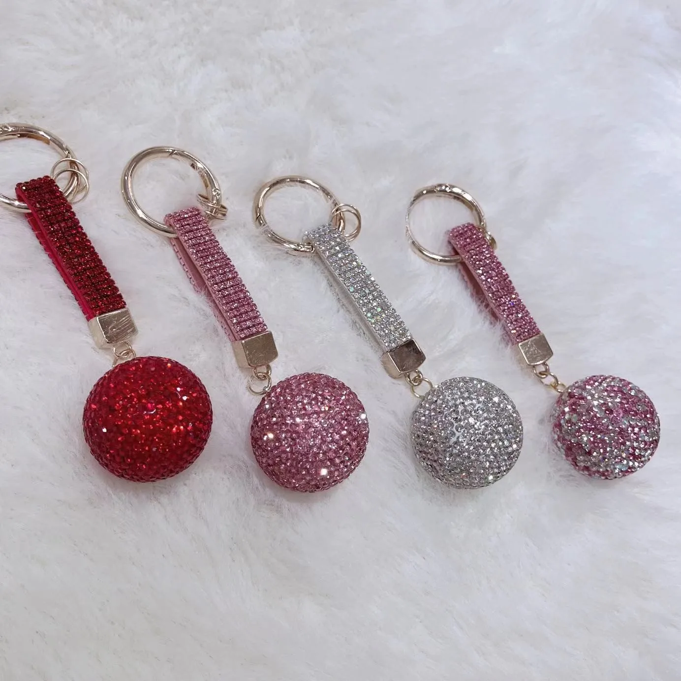 Light Luxury Multi-color Love Heart/Ball Keychain Full Rhinestone Alloy Key Rings Car Key Pendant Creative Key Chains