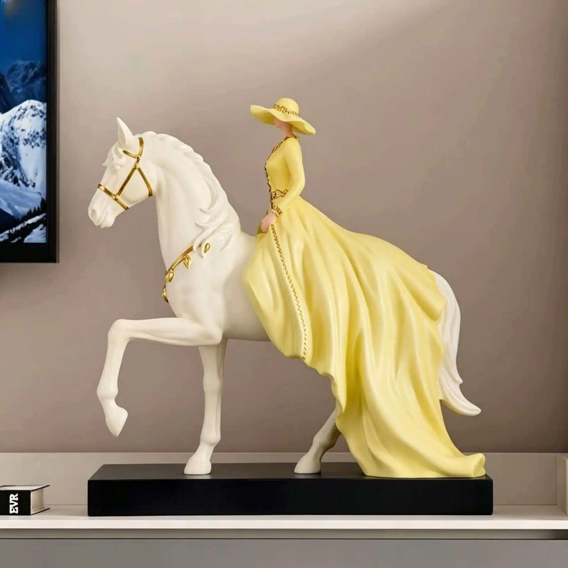 High-end Luxury Riding Princess Art Ornaments Creative Sculpture Office Desk Study Living Room TV Cabinet Decorations Ornaments