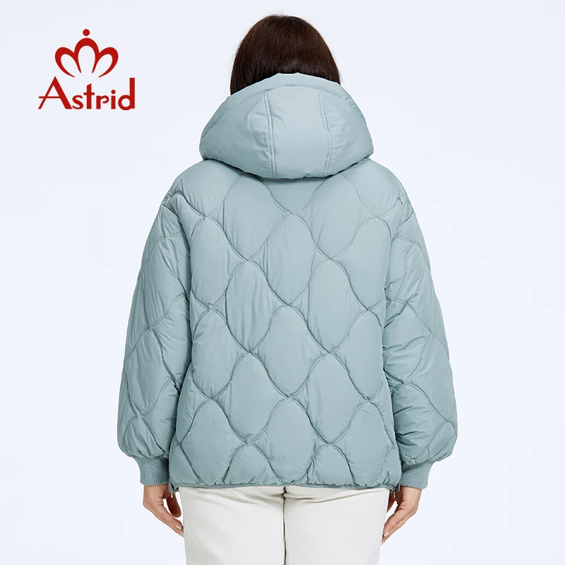 Astrid Giacca da donna Inverno 2023 Plus Size Bio Piumini Cappotto in cotone trapuntato con cappuccio Donna Parka Abbigliamento femminile Orlo diviso