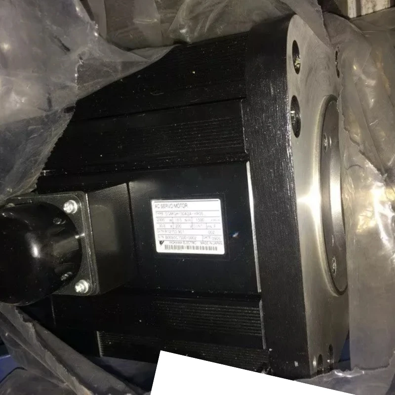 

New Yaskawa SGMGH-30A2A-YR35 Servo Motor 1 Year Warranty In Stock