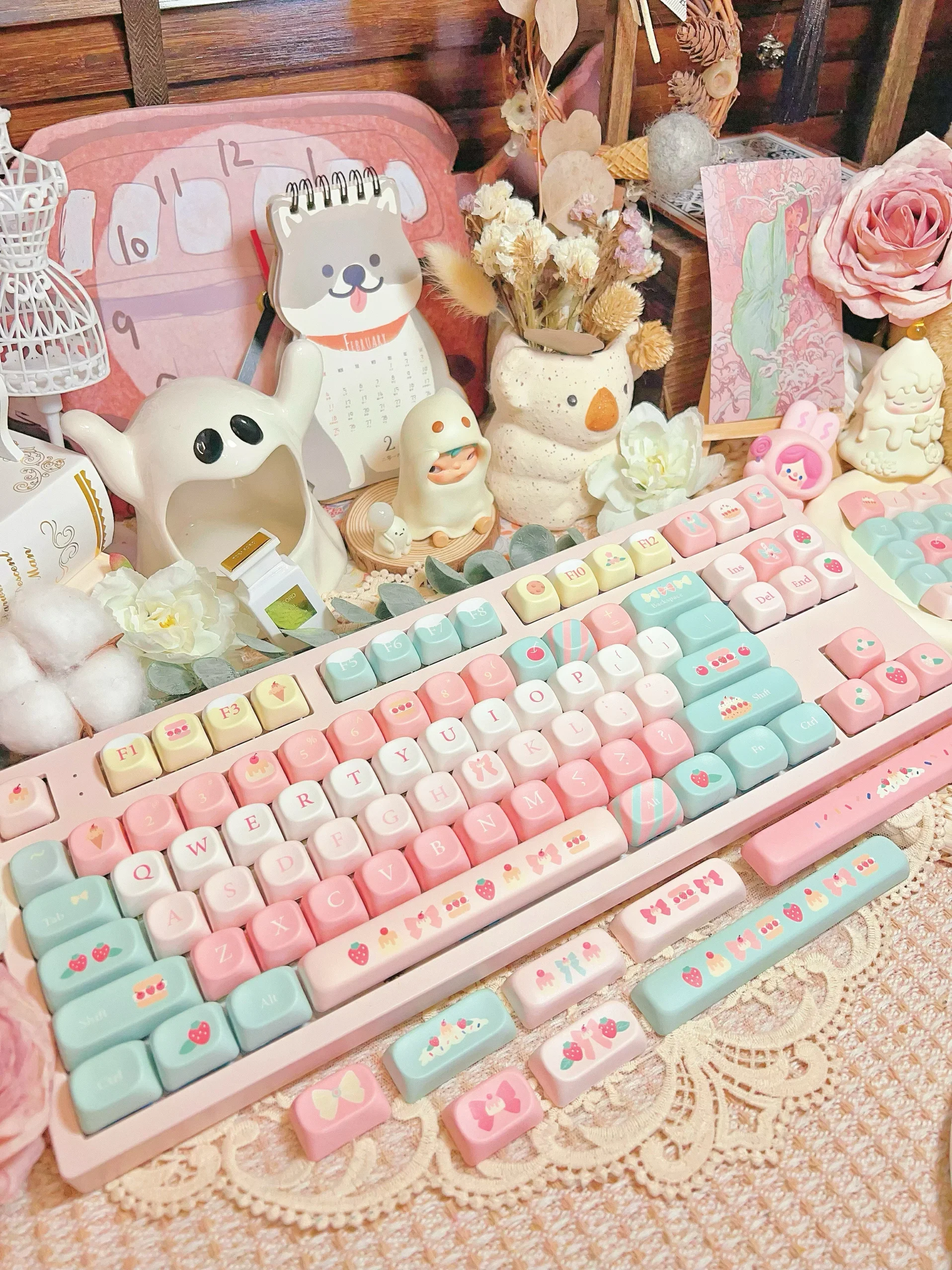 B-M Strawberry Dessert House Keycaps Original Keycaps Cute Original