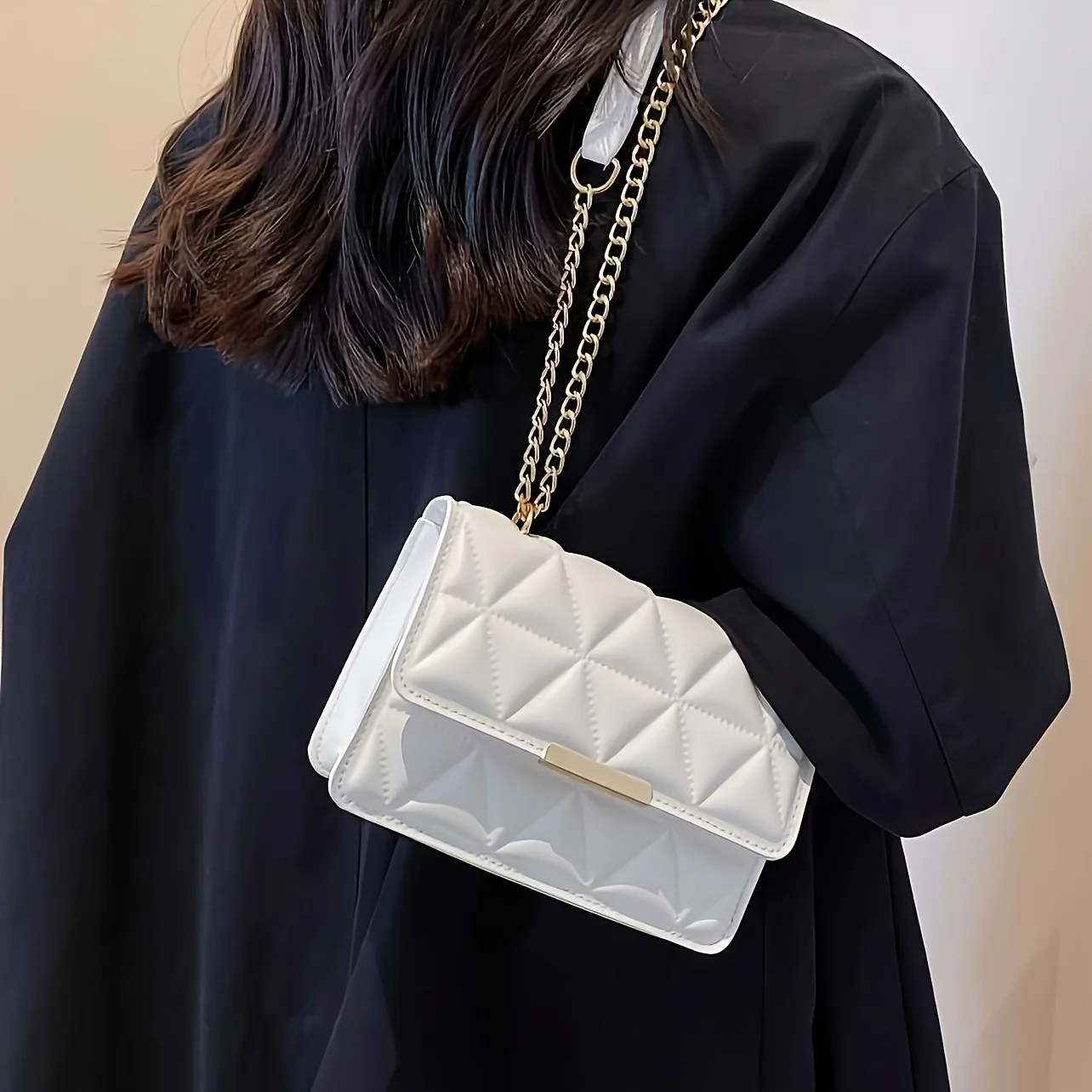 Modische Damen-Umhängetasche, schicke kleine quadratische Tasche für Damen, luxuriöse gesteppte Handtasche für tägliche Reisen, Shopping, Partys. – Detail 8