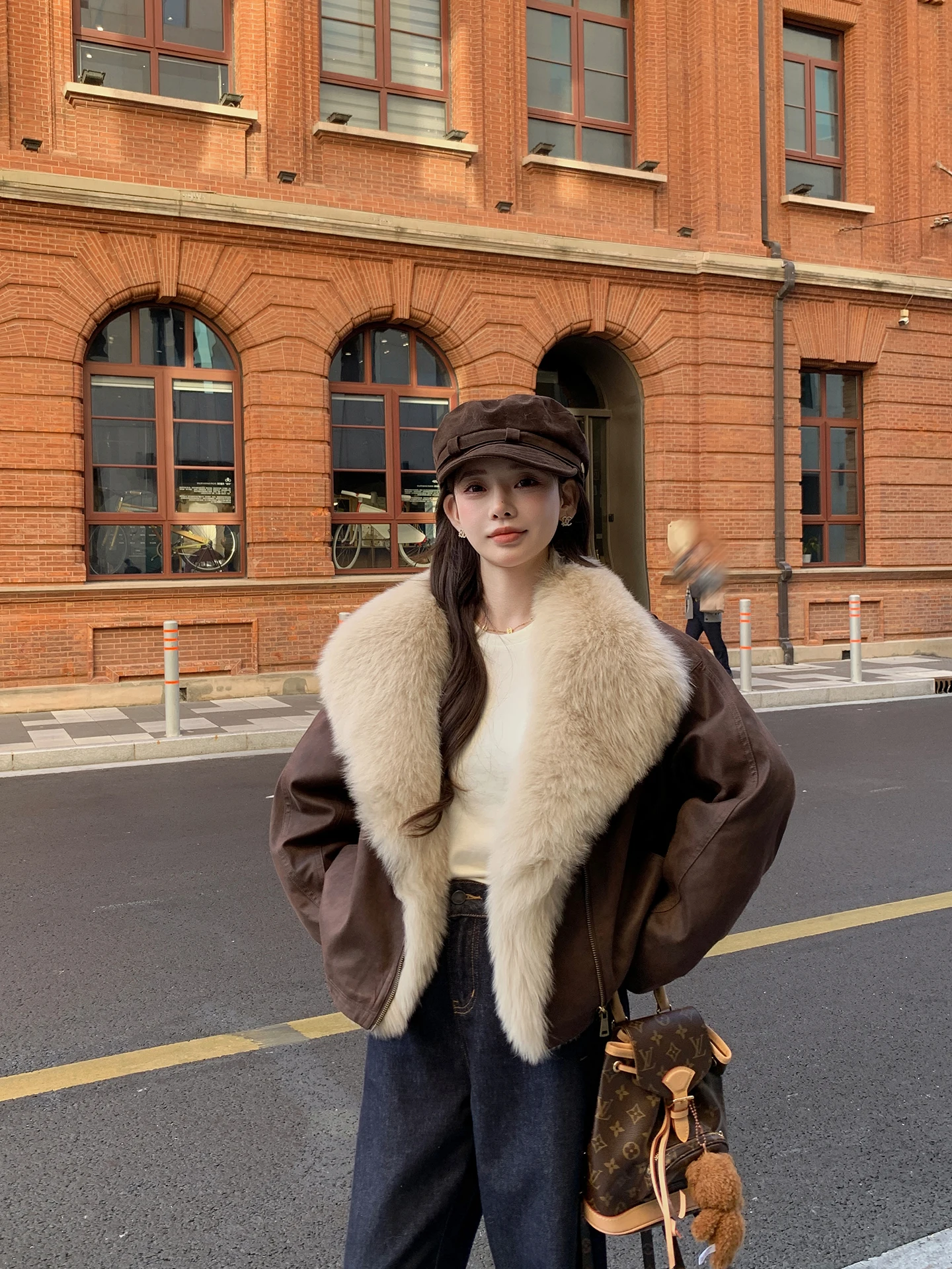 

Зимняя женская куртка 2025 года: утепленная, короткая, стеганая, на молнии, с подкладкой из гусиного пуха, для молодых женщин, маленький размер