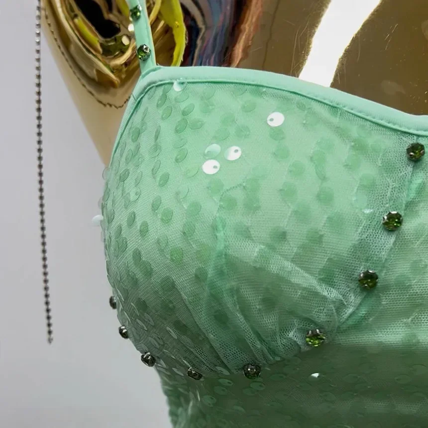 Nuovo Sexy Slash Neck Lucido Vestito Da Partito A Pieghe 2022 di Modo Delle Donne Elegante Backless Strass Sling Mini Abiti Della Signora Chic Mujer