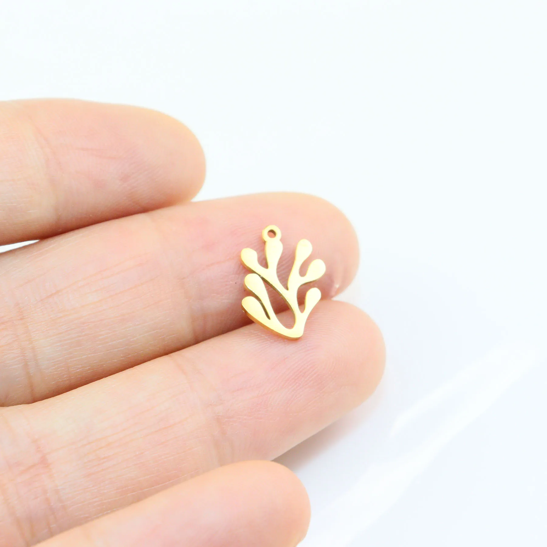 10pcs Stainless Steel Sea Motif Fashion Jewelry Charms Pendant DIY Handcraft  Vacuum Plate Waterproof Antiallergic