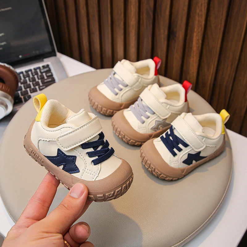 

Baby Walking Shoes Autumn New Style Girls RetroStyle Soft Sole Non Slip Casual Shoes Boys BreathableVersatile Forrest Cute Shoes