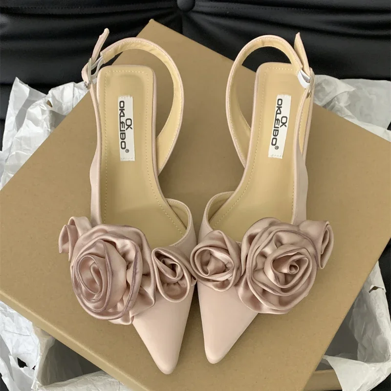 Nuevas sandalias de tendencia 2024 para mujer, calzado de tacón alto con punta cerrada y rosa dulce, zapatos de vestir a la moda puntiagudos con talón descubierto para verano