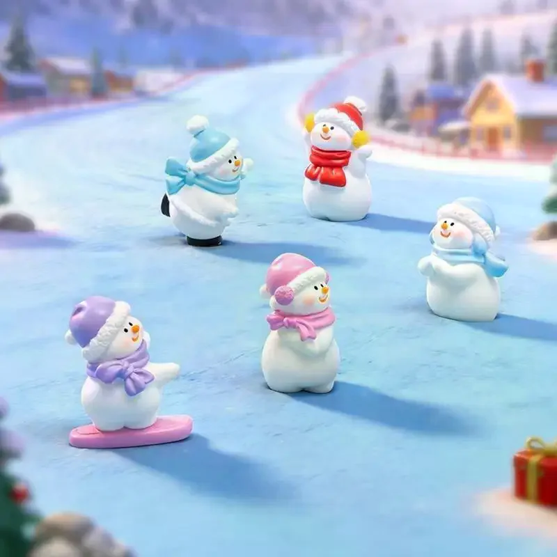 Mini Snowman Figurine Cute Christmas Snowman Doll Micro Landscape Ornament DIY Snow Scene Decor Miniature Christmas Accessories