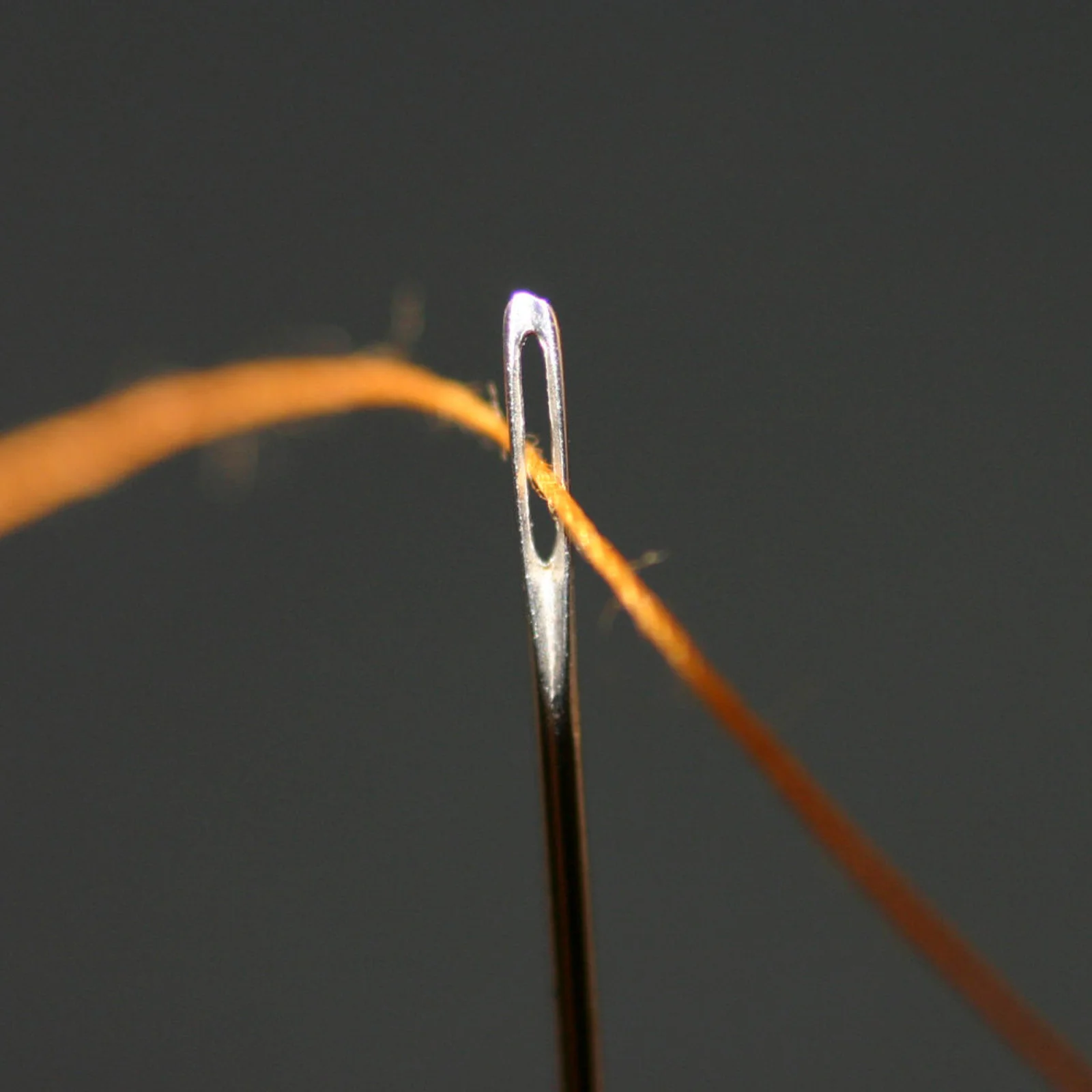 

1Set Large Eye Sewing Needles Portable DIY Threading Hand Embroidery Tools Practical Fashionable Stitching Kit