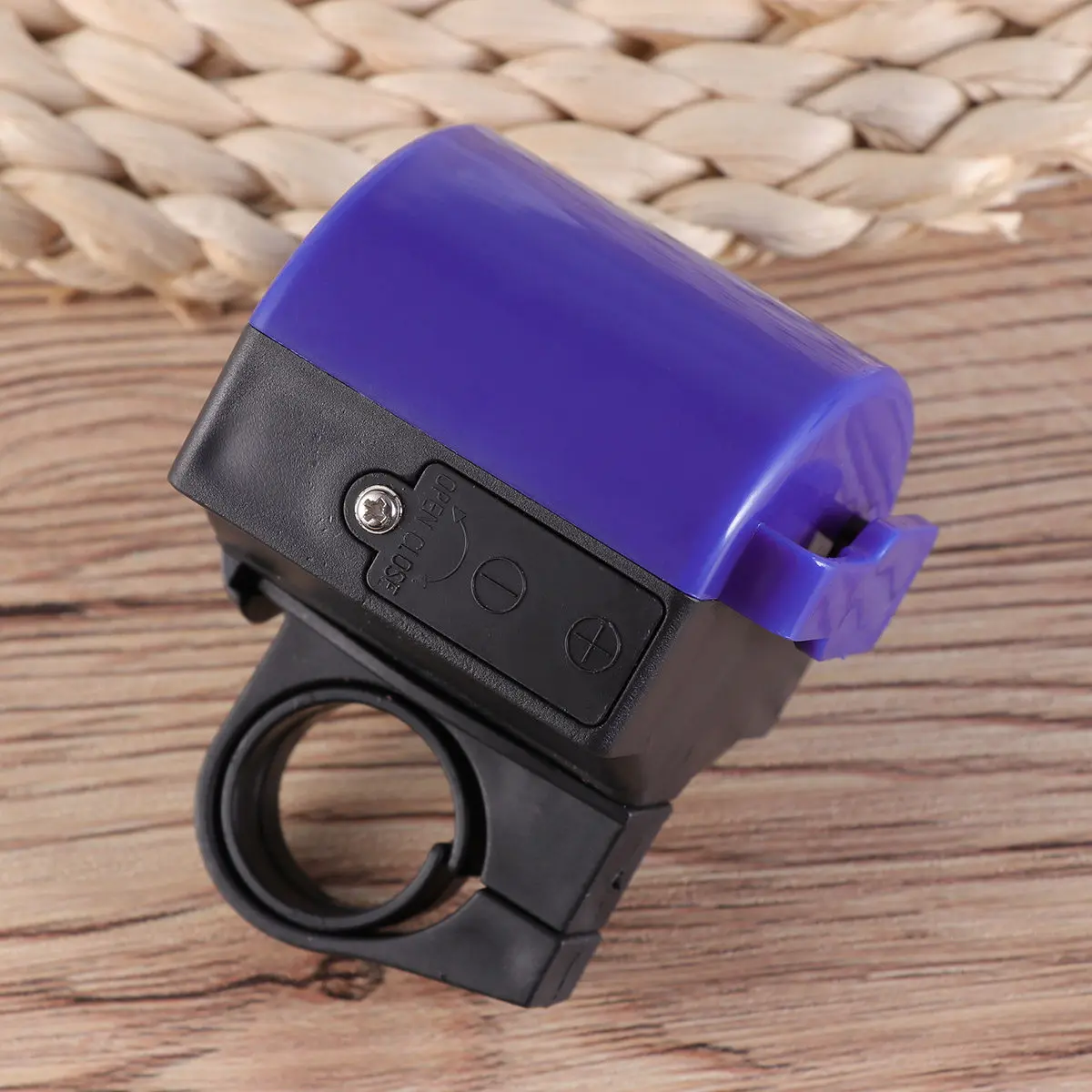 

Waterproof Electric Bike Horn ABS Material Trumpet for Road Mountain Bikes Easy Installation No Battery Needed Rain Night Safety