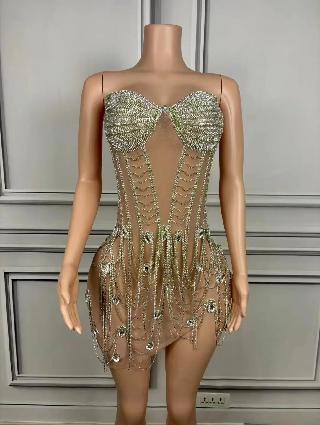 

Women Celebrity Sexy Strapless Crystal Beading Diamonds Mini Tassel Dress2024 Elegant Evening Party Club Prom Gown Stage Wear