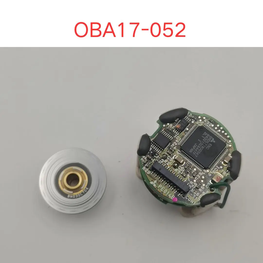 Second-hand test OK OBA17-052 encoder Fast Shipping