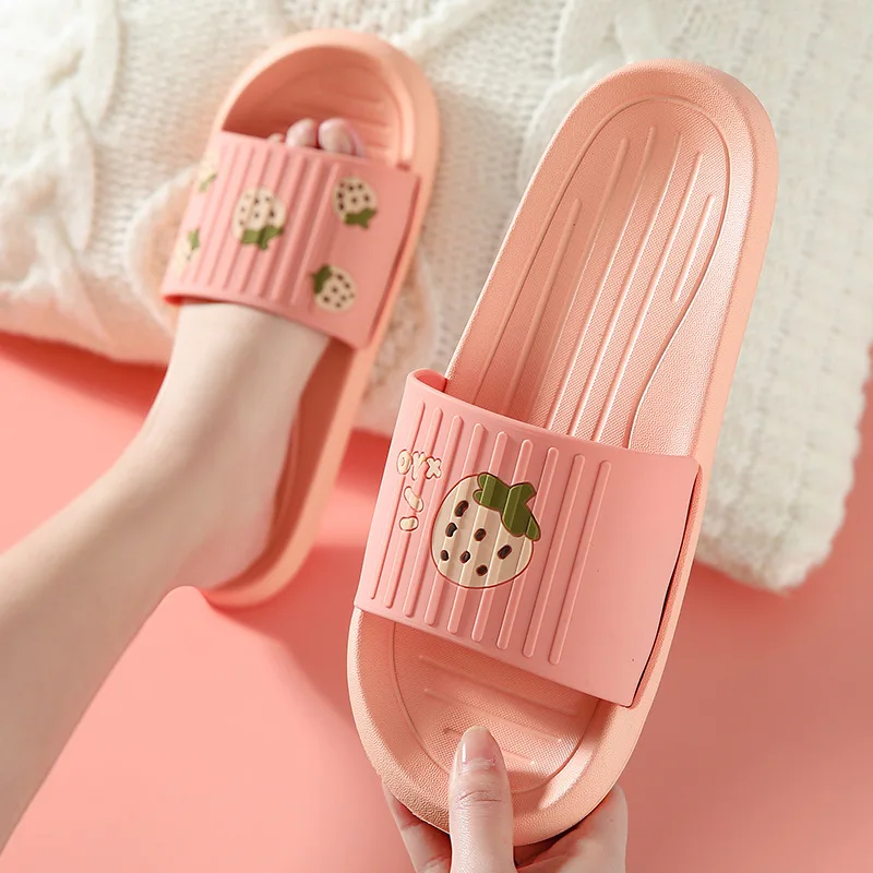 Casual Slippers Women Home Strawberry Designer Shoes Girls Trend Summer Beach Platform Slides Flats Indoor Cartoon Cute Slipper