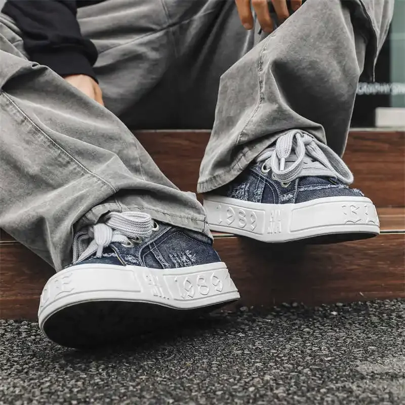 

Summer Thick Heeled Men's Comfortable Sneakers Training Original Men's Sneakers Shoes Tenis Verdes Sport Snaeaker