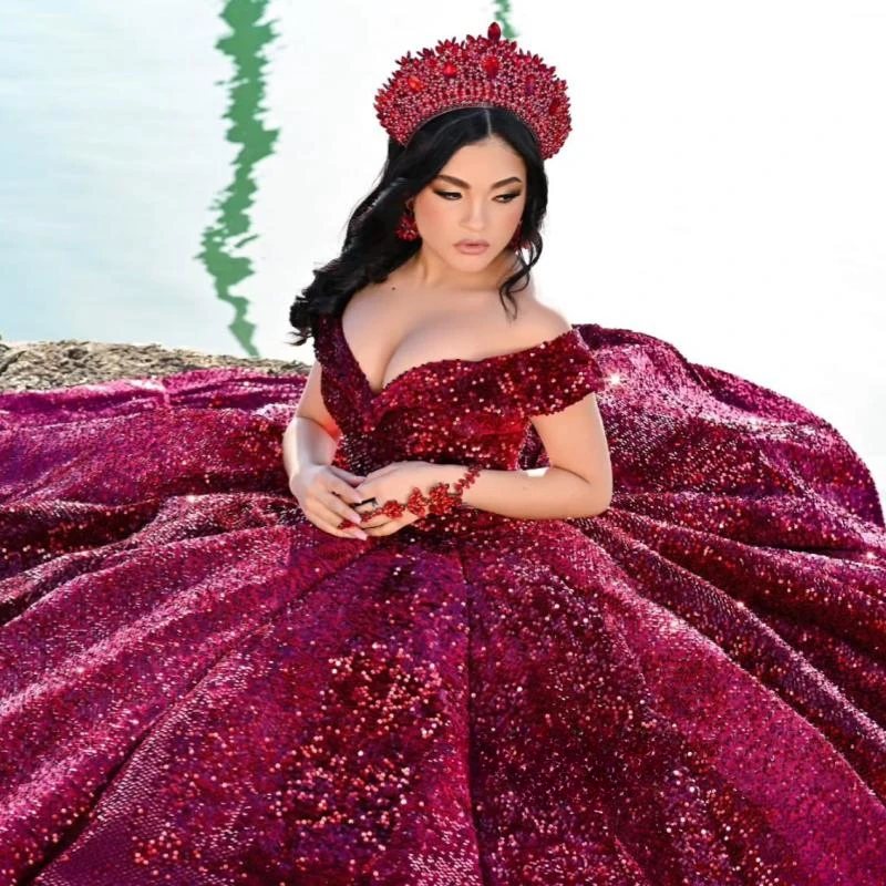 

Red Shiny Quinceanera Dresses Ball Gown Off The Shoulder Sequined Party Birthday Sweet 16 Dress Vestidos 15 De Anos