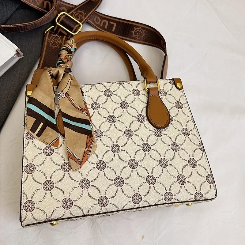 

2025 Minimalist Luxury Vegan Leather Tote - Women's Top-Handle Crossbody Bag Work-to-Event Day-to-Night Premium